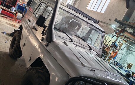 ЛуАЗ 3151, 1999 год, 385 000 рублей, 2 фотография