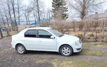 Renault Logan I, 2011 год, 600 000 рублей, 3 фотография