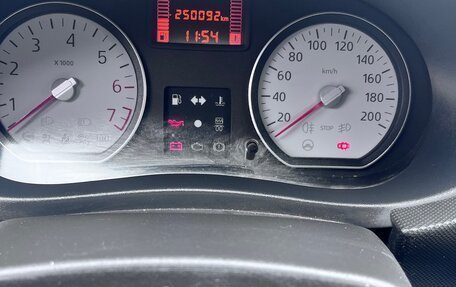 Renault Logan I, 2011 год, 600 000 рублей, 6 фотография