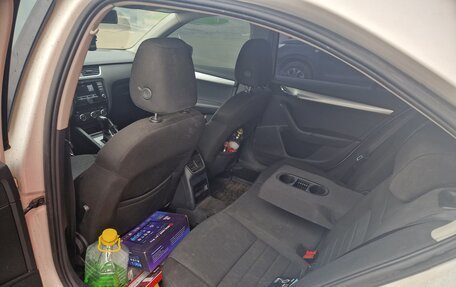 Skoda Octavia, 2013 год, 930 000 рублей, 16 фотография