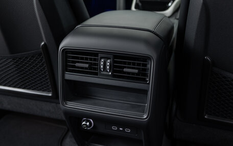 Porsche Cayenne III, 2025 год, 17 490 000 рублей, 26 фотография