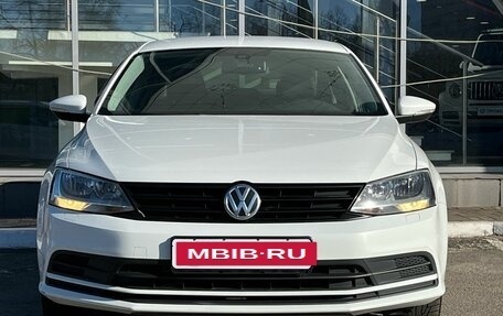 Volkswagen Jetta VI, 2016 год, 1 080 000 рублей, 2 фотография