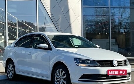 Volkswagen Jetta VI, 2016 год, 1 080 000 рублей, 3 фотография