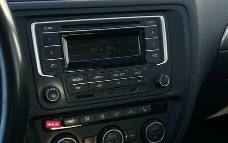 Volkswagen Jetta VI, 2016 год, 1 080 000 рублей, 14 фотография