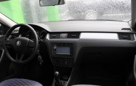 Skoda Rapid I, 2015 год, 1 099 000 рублей, 11 фотография