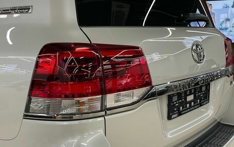 Toyota Land Cruiser 200, 2019 год, 8 790 000 рублей, 9 фотография