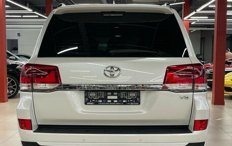 Toyota Land Cruiser 200, 2019 год, 8 790 000 рублей, 7 фотография