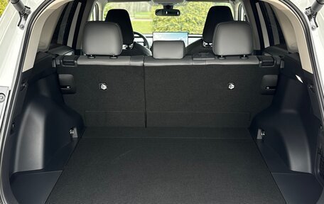 Toyota RAV4, 2026 год, 4 590 000 рублей, 28 фотография