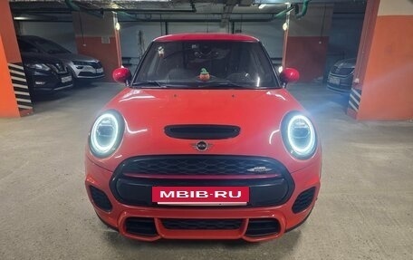 MINI Hatch, 2018 год, 2 700 000 рублей, 2 фотография