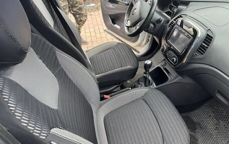 Renault Kaptur I рестайлинг, 2018 год, 1 750 000 рублей, 16 фотография