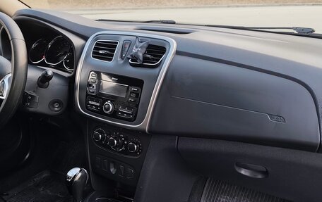 Renault Logan II, 2020 год, 1 100 000 рублей, 1 фотография