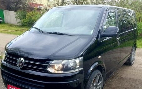 Volkswagen Multivan T5, 2010 год, 1 700 000 рублей, 3 фотография