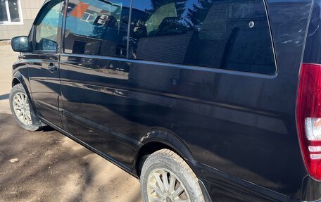 Mercedes-Benz Viano, 2012 год, 1 950 000 рублей, 2 фотография