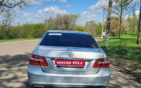 Mercedes-Benz E-Класс, 2012 год, 1 320 000 рублей, 6 фотография