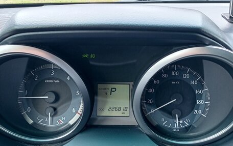 Toyota Land Cruiser Prado 150 рестайлинг 2, 2014 год, 2 950 000 рублей, 3 фотография