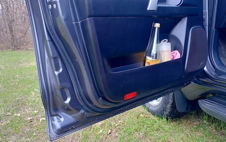 Toyota Land Cruiser Prado 150 рестайлинг 2, 2014 год, 2 950 000 рублей, 17 фотография