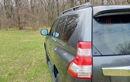 Toyota Land Cruiser Prado 150 рестайлинг 2, 2014 год, 2 950 000 рублей, 21 фотография