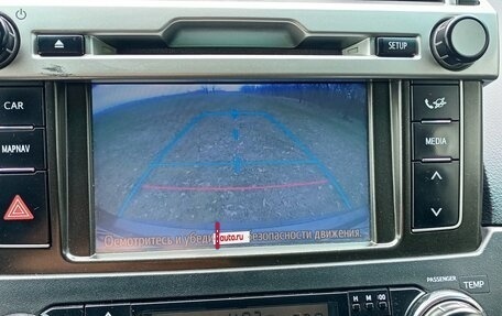 Toyota Land Cruiser Prado 150 рестайлинг 2, 2014 год, 2 950 000 рублей, 6 фотография