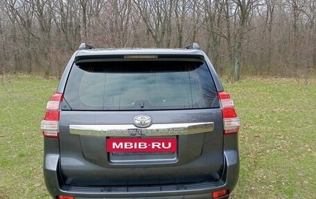 Toyota Land Cruiser Prado 150 рестайлинг 2, 2014 год, 2 950 000 рублей, 19 фотография