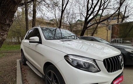 Mercedes-Benz GLE, 2015 год, 4 100 000 рублей, 2 фотография