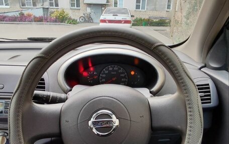 Nissan March III, 2002 год, 280 000 рублей, 8 фотография