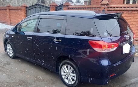 Toyota Wish II, 2011 год, 1 305 000 рублей, 12 фотография