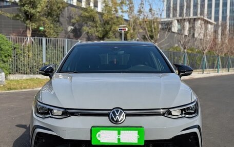 Volkswagen Golf VIII, 2022 год, 1 880 000 рублей, 2 фотография