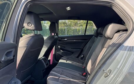 Volkswagen Golf VIII, 2022 год, 1 880 000 рублей, 15 фотография