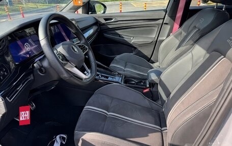 Volkswagen Golf VIII, 2022 год, 1 880 000 рублей, 7 фотография