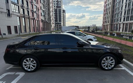 Mercedes-Benz E-Класс, 2019 год, 2 700 000 рублей, 5 фотография