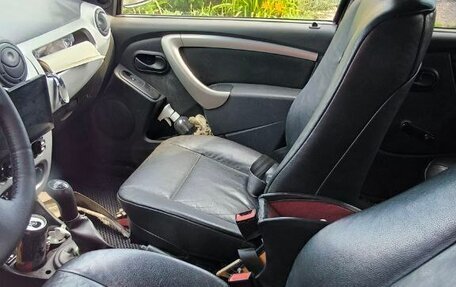 Renault Logan I, 2012 год, 175 000 рублей, 13 фотография