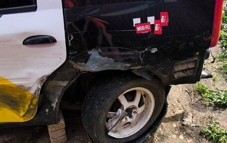 Renault Logan I, 2012 год, 175 000 рублей, 6 фотография