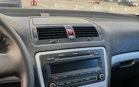 Skoda Octavia, 2010 год, 680 000 рублей, 8 фотография