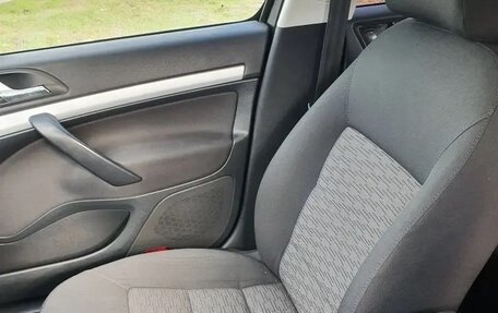 Skoda Octavia, 2010 год, 680 000 рублей, 7 фотография