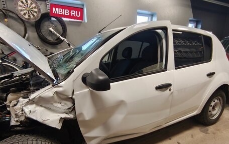 Renault Sandero I, 2014 год, 320 000 рублей, 12 фотография