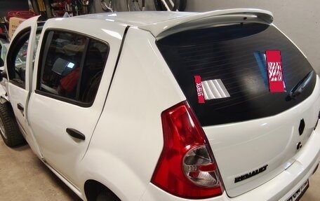 Renault Sandero I, 2014 год, 320 000 рублей, 2 фотография