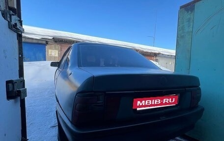 Opel Vectra A, 1992 год, 33 333 рублей, 4 фотография