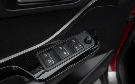 Toyota C-HR I рестайлинг, 2018 год, 2 570 000 рублей, 17 фотография