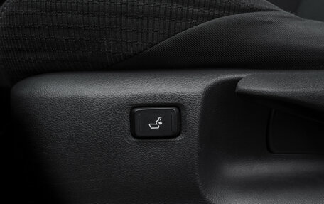 Toyota C-HR I рестайлинг, 2018 год, 2 570 000 рублей, 18 фотография