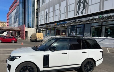 Land Rover Range Rover IV рестайлинг, 2013 год, 3 000 000 рублей, 4 фотография