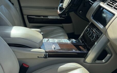 Land Rover Range Rover IV рестайлинг, 2013 год, 3 000 000 рублей, 6 фотография