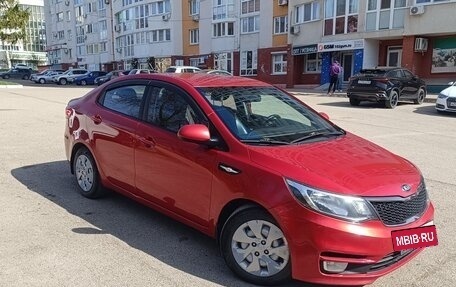 KIA Rio III рестайлинг, 2015 год, 980 000 рублей, 2 фотография