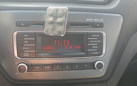 KIA Rio III рестайлинг, 2015 год, 980 000 рублей, 7 фотография