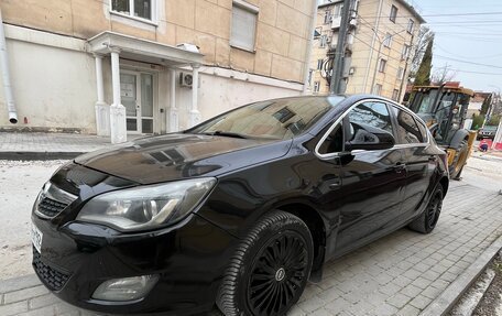 Opel Astra J, 2010 год, 1 000 000 рублей, 2 фотография