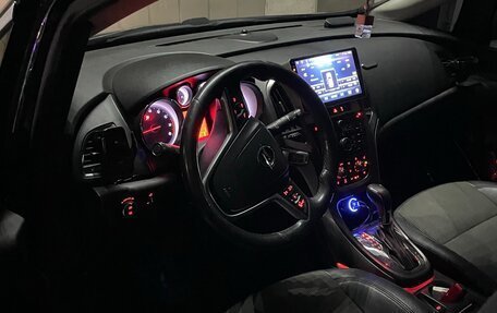 Opel Astra J, 2010 год, 1 000 000 рублей, 5 фотография