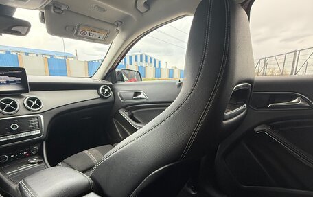 Mercedes-Benz GLA, 2019 год, 2 500 000 рублей, 19 фотография