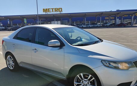 KIA Cerato III, 2010 год, 800 000 рублей, 2 фотография