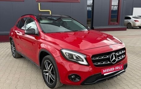 Mercedes-Benz GLA, 2019 год, 2 500 000 рублей, 3 фотография