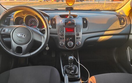 KIA Cerato III, 2010 год, 800 000 рублей, 10 фотография