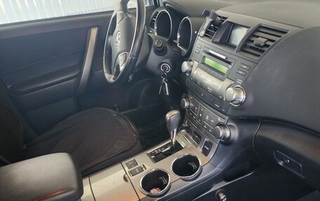 Toyota Highlander III, 2013 год, 2 520 000 рублей, 8 фотография